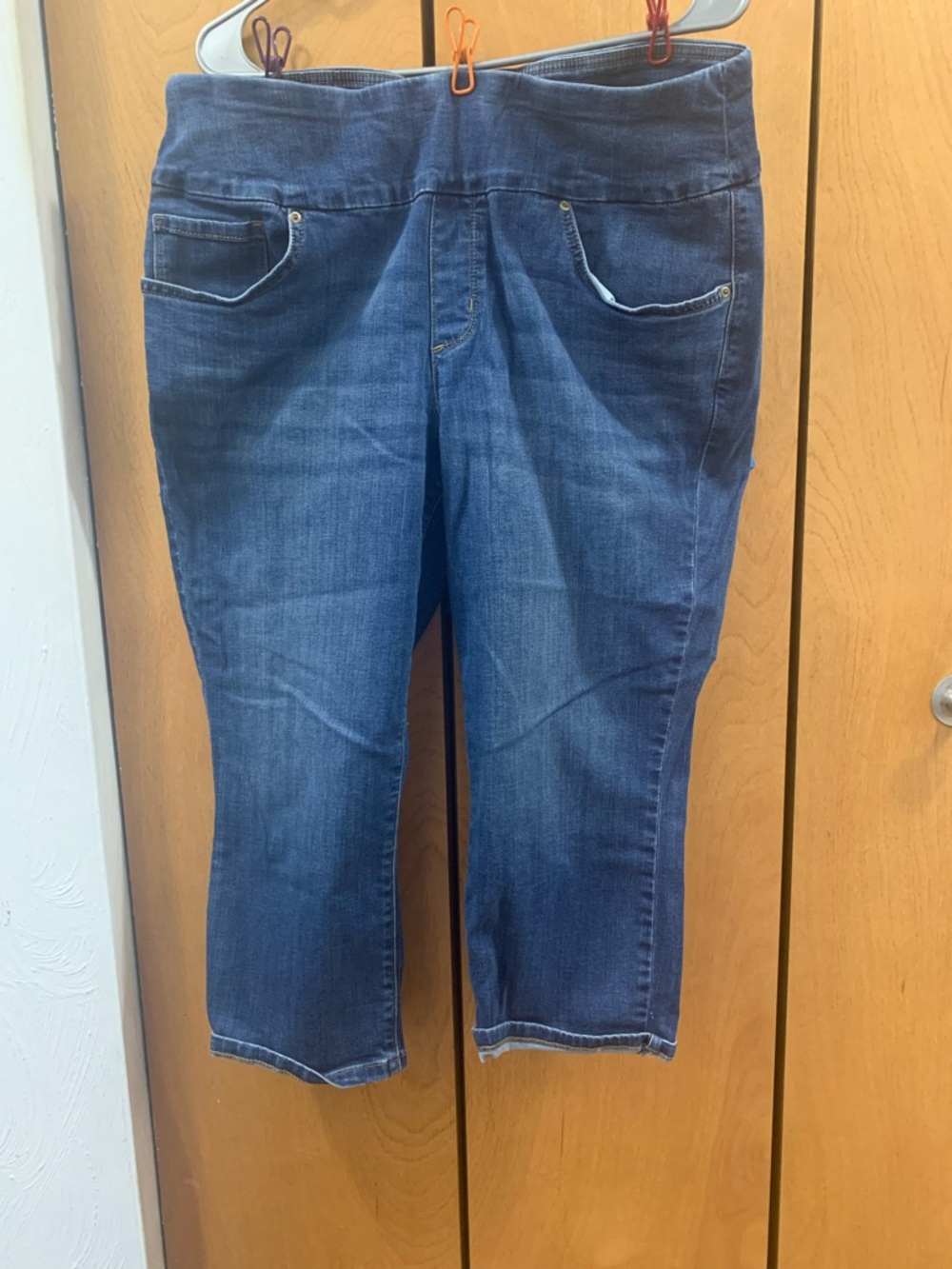 Lee Women's Dark Blue Ankle Crop Pull-On Jeans